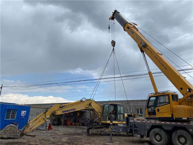 永康市25吨吊车的工作半径是多少？